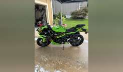 2024 Kawasaki NINJA ZX-6R ABS KRT EDITION Sportbike motorcycle