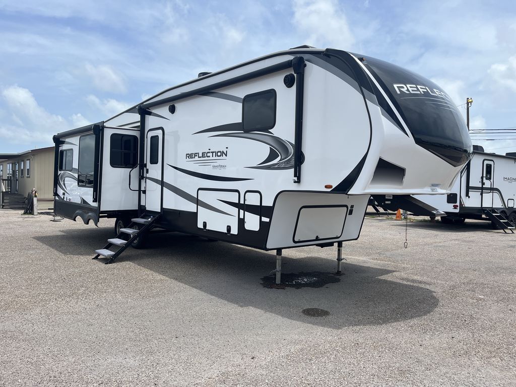 2022 Grand Design REFLECTION 337RLS in rockport TX