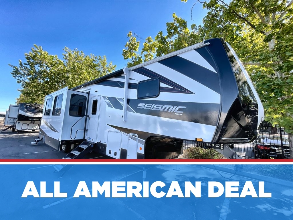 2024 Jayco Seismic Toy Hauler 395 Fifth Wheel Toy Hauler RV