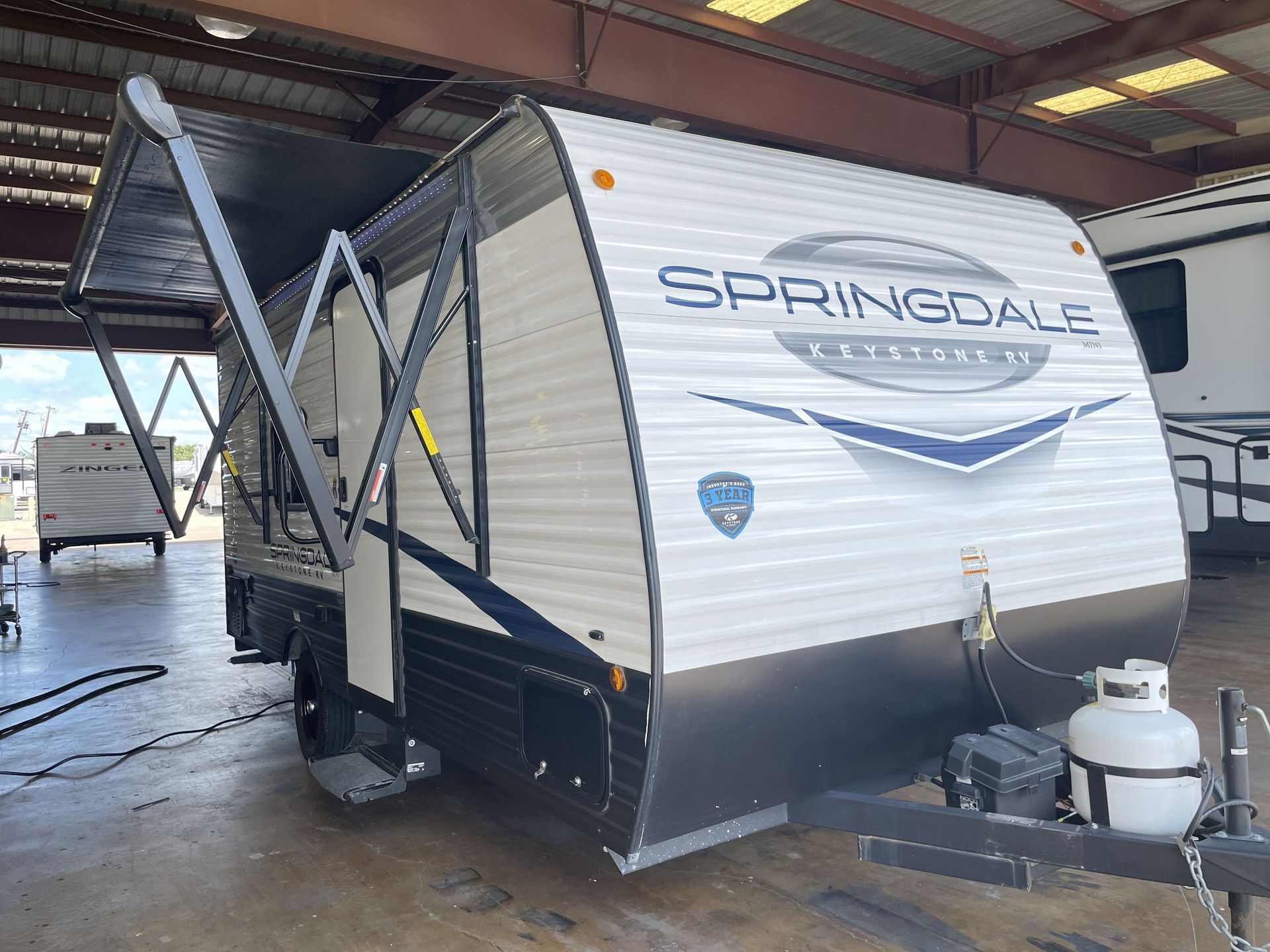 2024 Keystone Springdale Mini 1700FQ in mesquite TX