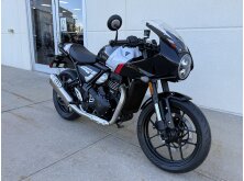 Triumph Expands 400 Lineup with Tracker and Thruxton  image
