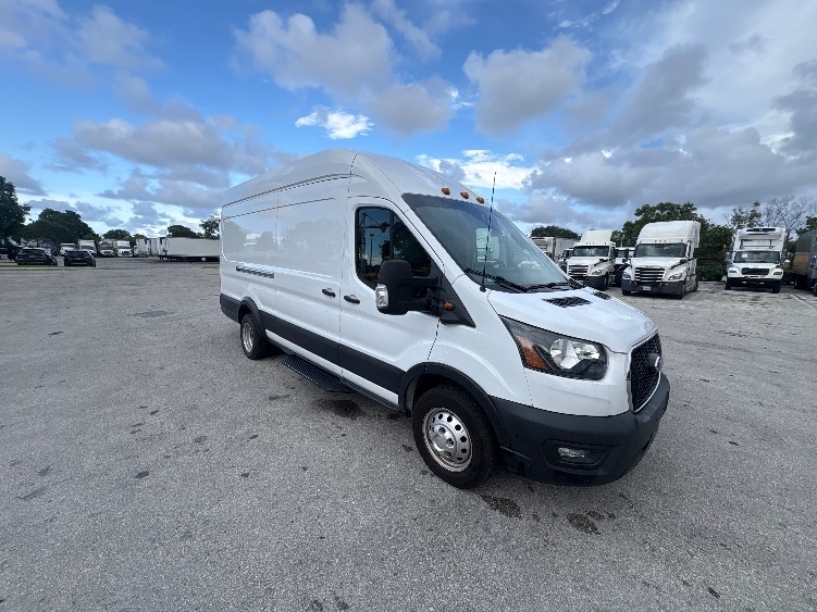 2022 FORD TRANSIT 350 in Pompano Beach, FL