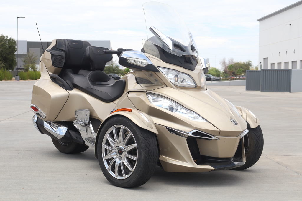 2018 Can-Am Spyder RT Limited Chrome RT LIMITED in Goodyear, AZ
