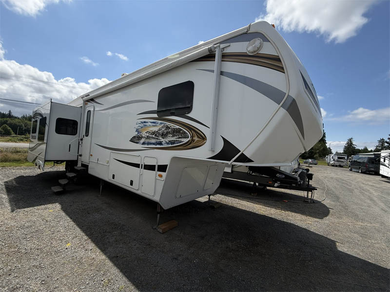 2014 Keystone MONTANA 3582RL in mt. vernon WA