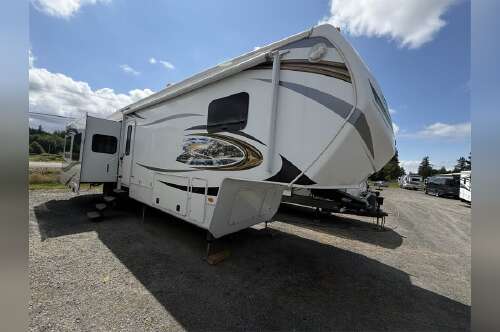 2014 Keystone MONTANA 3582RL in mt. vernon WA