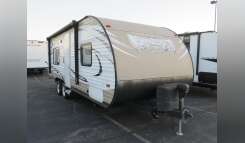 2017 Forest River WILDWOOD X-LITE 241QBXL RV