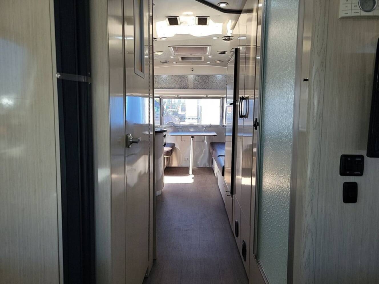 A photo of this 2018 Airstream International Serenity 27FB Queen