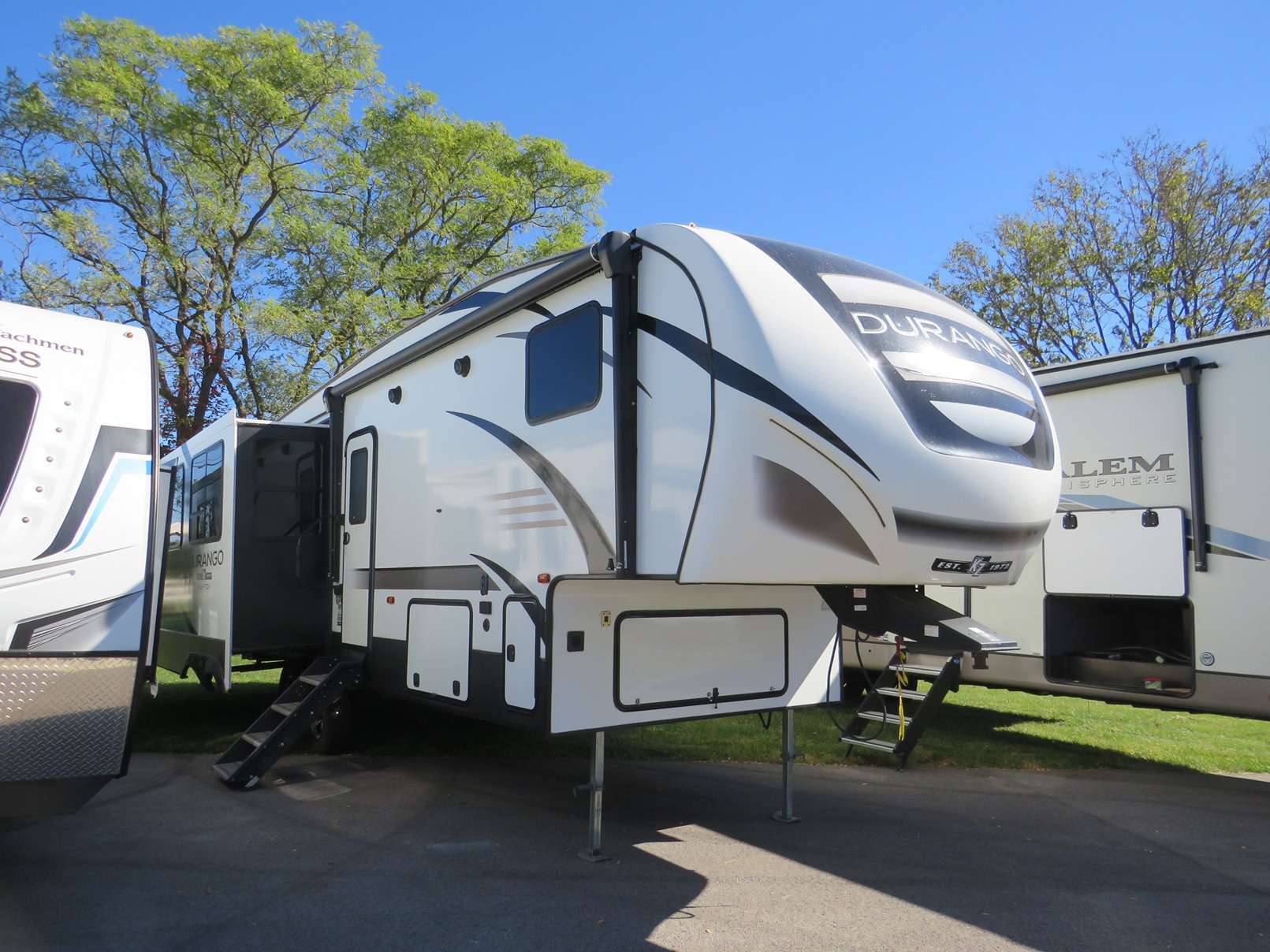 2019 Kz DURANGO HALF-TON 283RLT in wilmington OH
