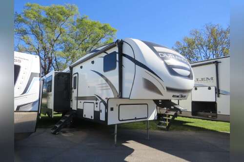 2019 Kz DURANGO HALF-TON 283RLT in wilmington OH