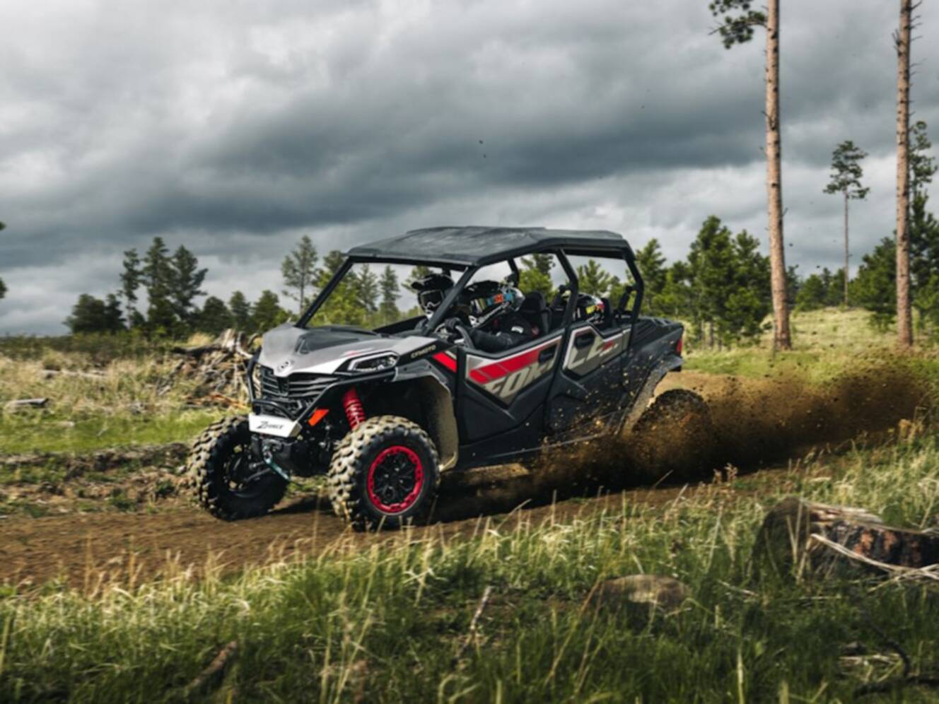 A photo of this 2026 CFMOTO ZFORCE 950 SPORT-4