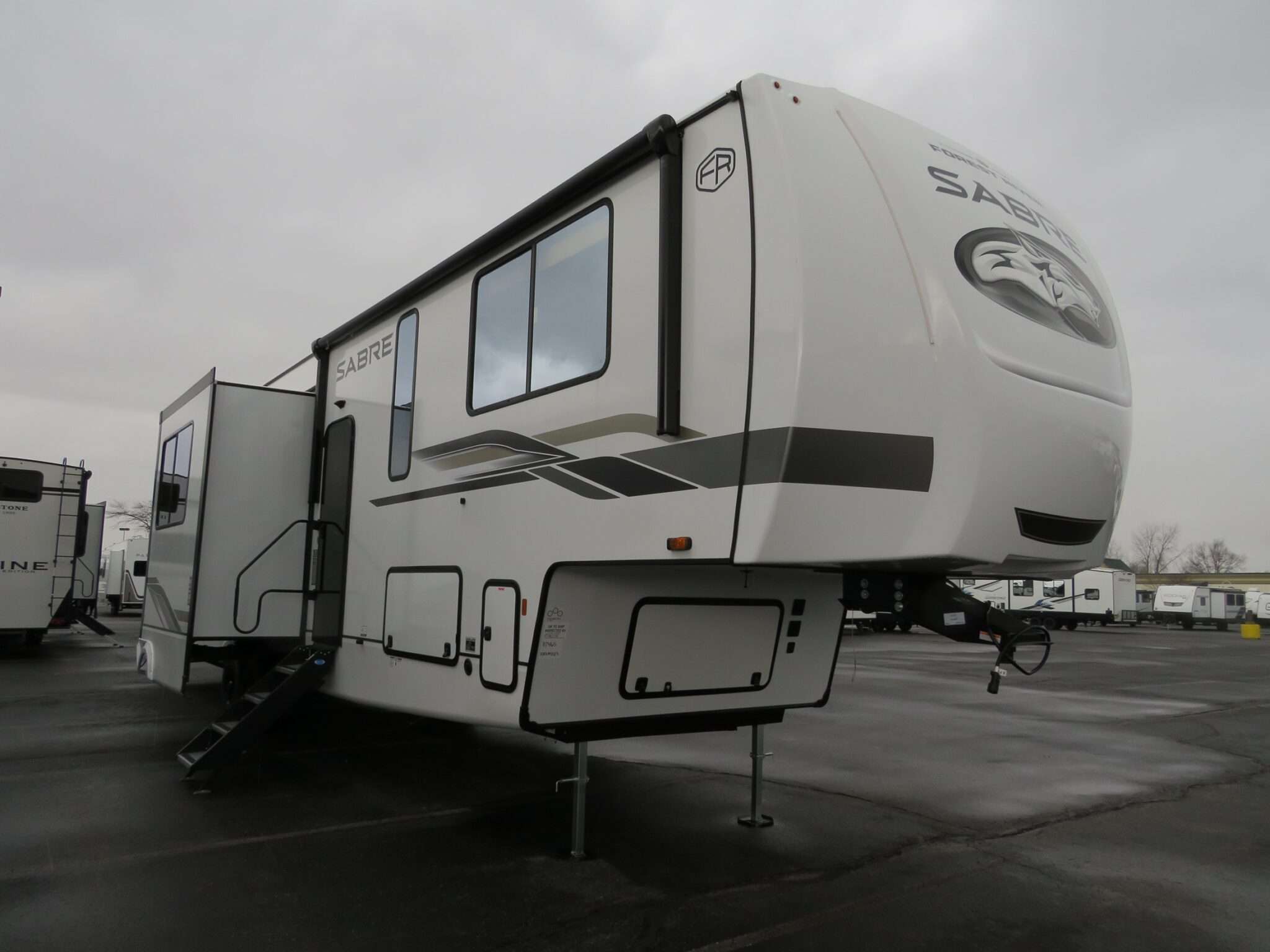 2026 Forest River CHEROKEE SABRE 37RVMILES in jeffersonville OH