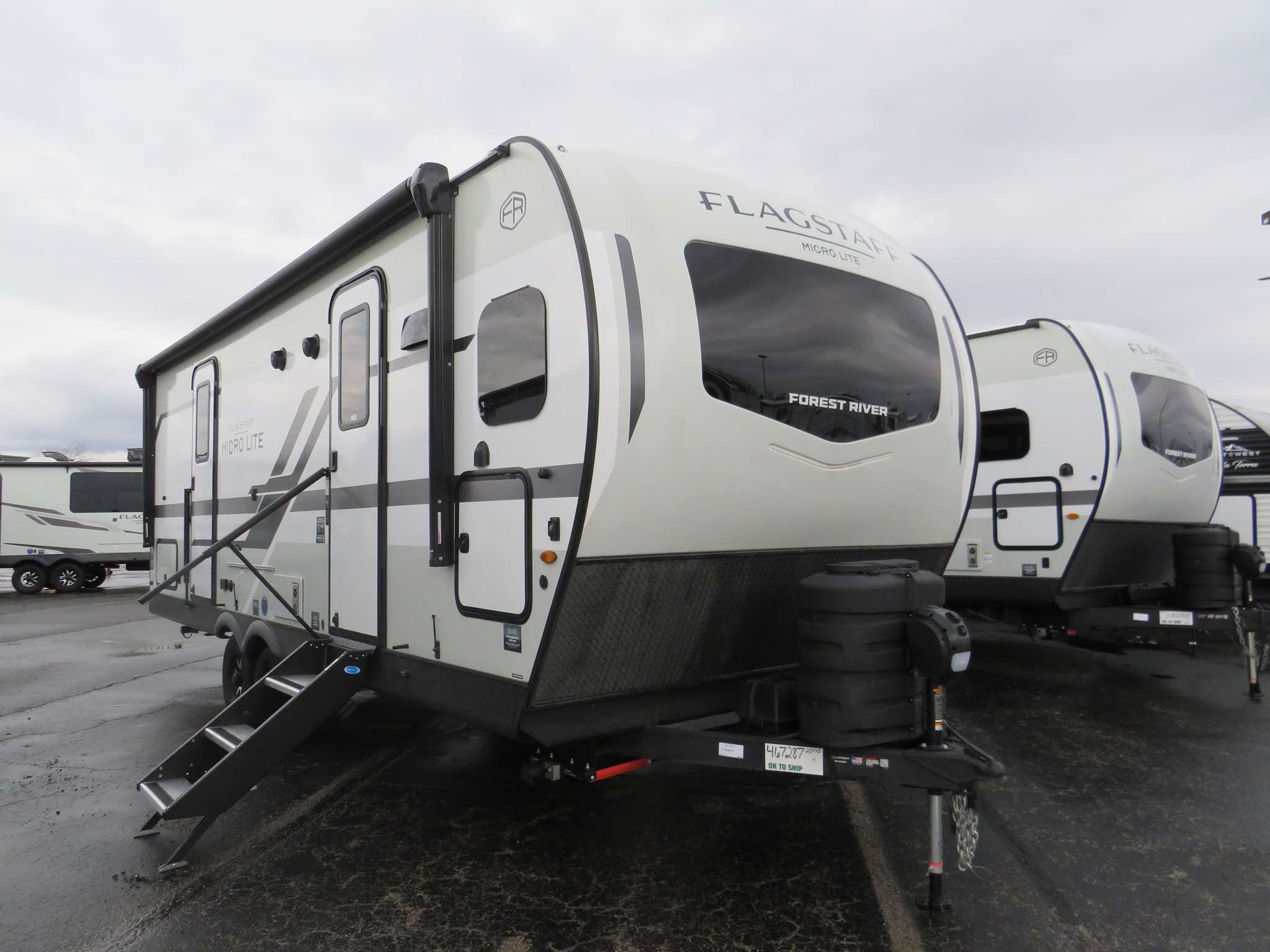 2026 Forest River FLAGSTAFF MICRO LITE 25FKB in jeffersonville OH