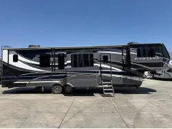 2020 Keystone Montana 3760FL