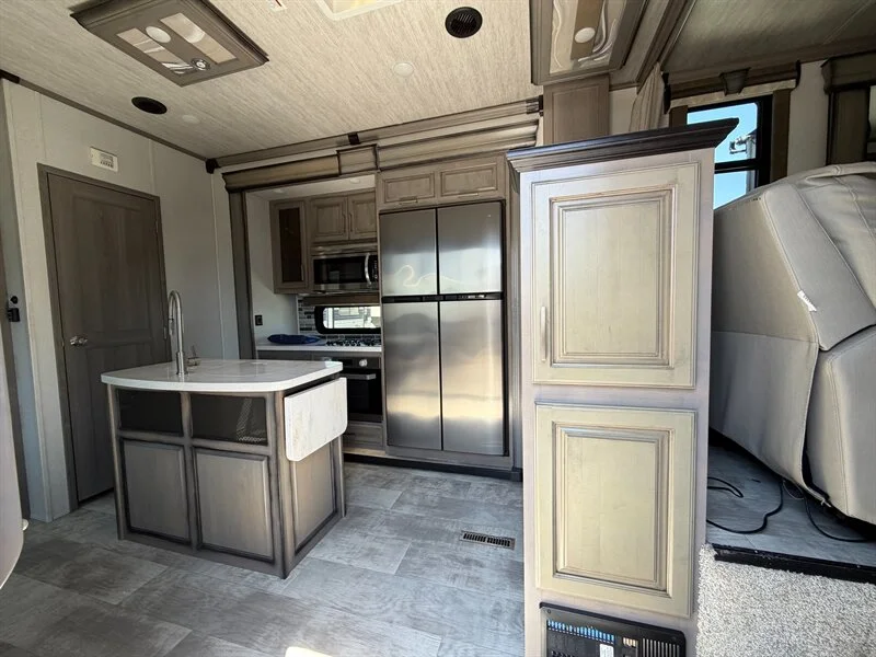 2020 Keystone Montana 3760FL