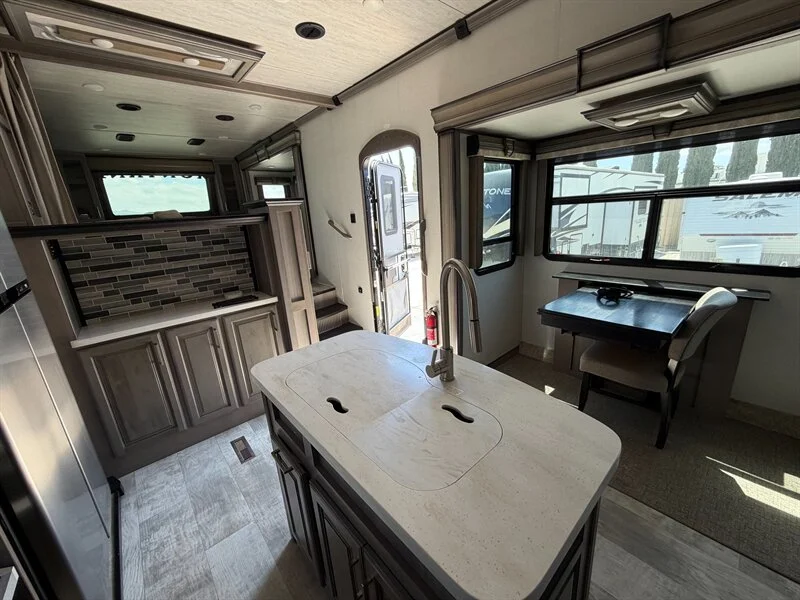2020 Keystone Montana 3760FL