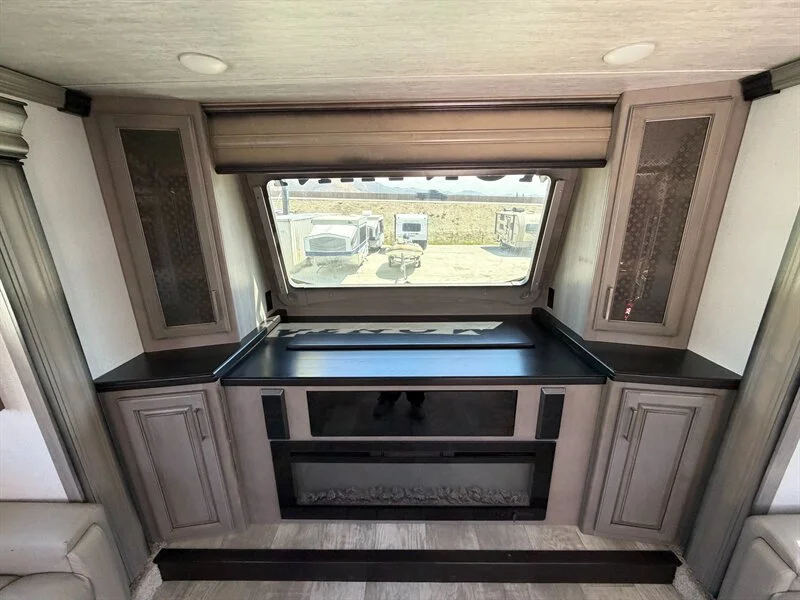 2020 Keystone Montana 3760FL