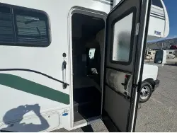 2025 THOR MOTOR COACH EDDIE BAUER 22EB
