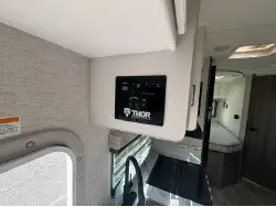 2025 THOR MOTOR COACH EDDIE BAUER 22EB