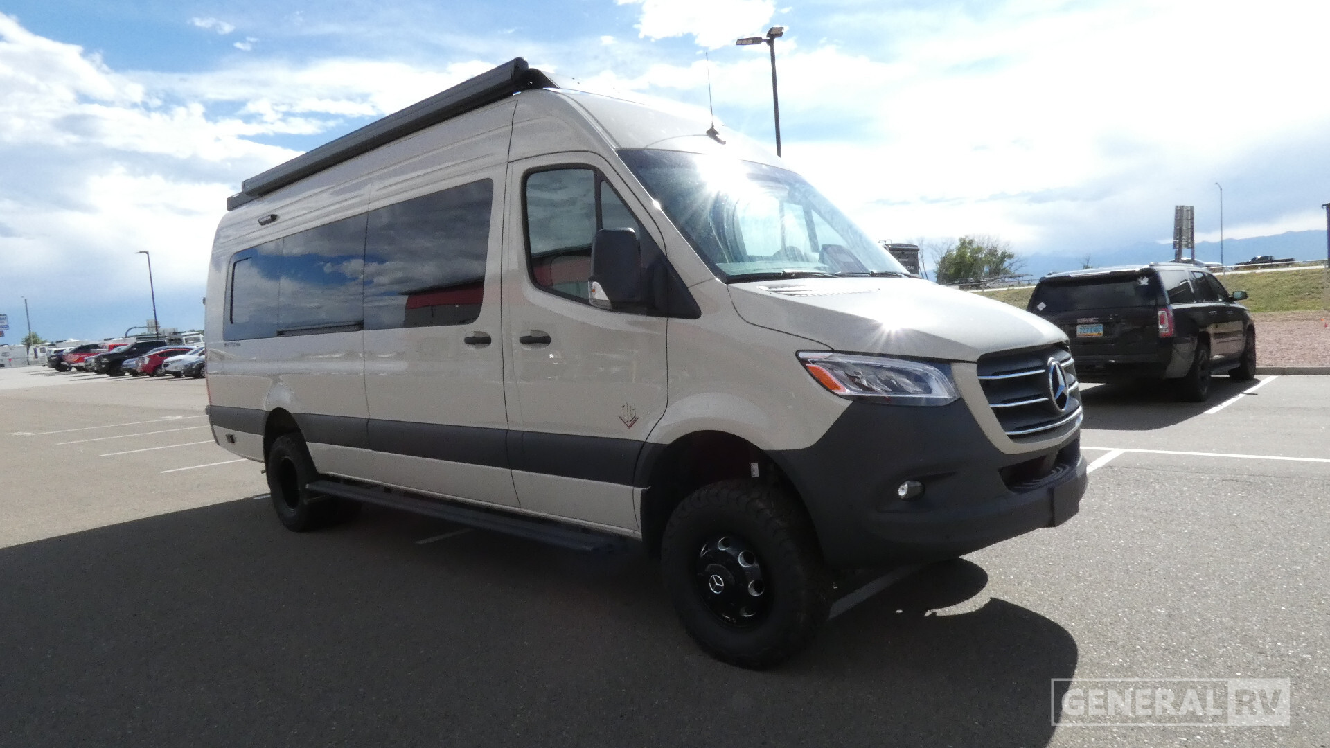 2027 Ogv Luxury Coach V-TOUR 5RLA in longmont CO