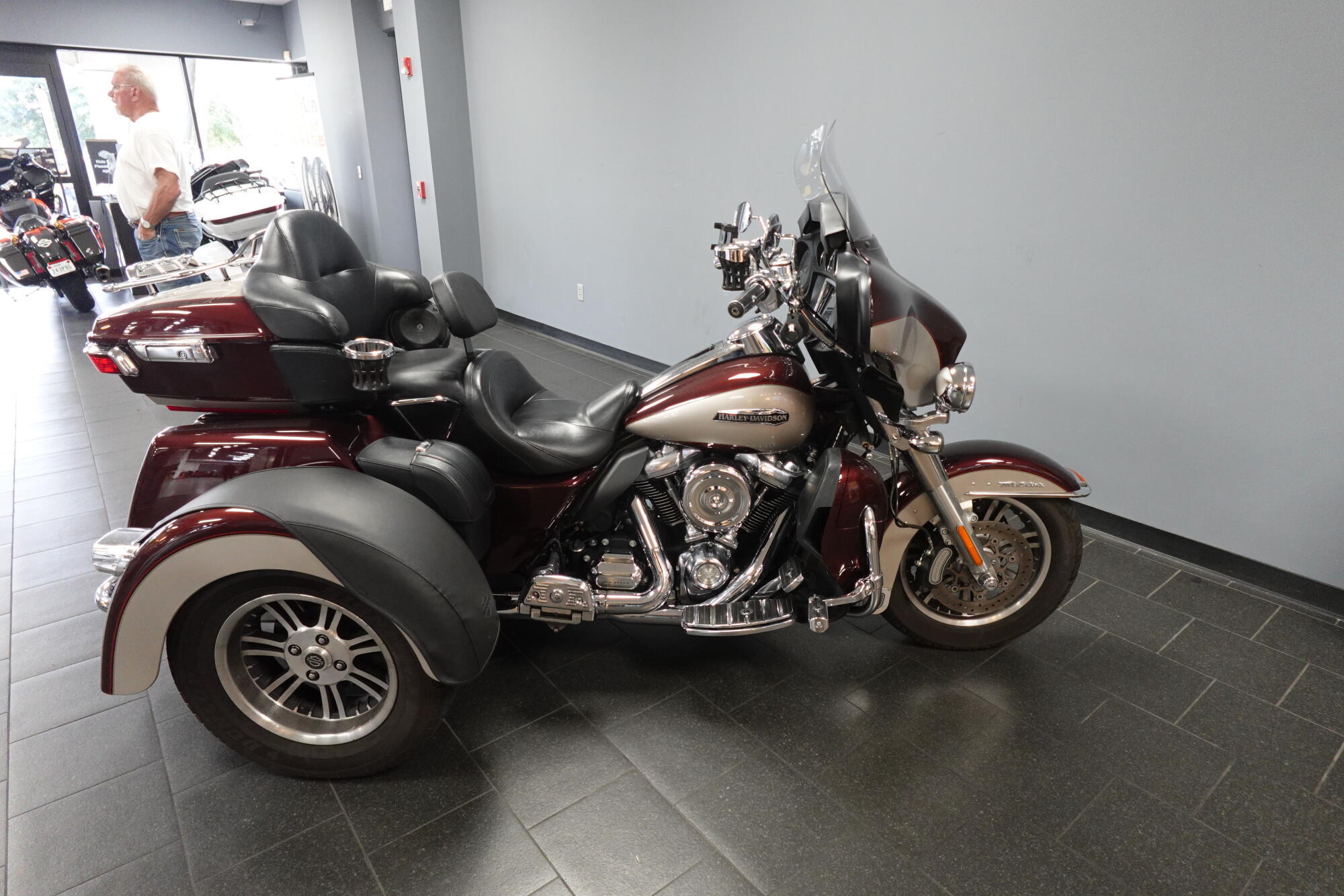 2018 Harley-Davidson Tri Glide Ultra ULTRA CLASSIC in Spring, TX
