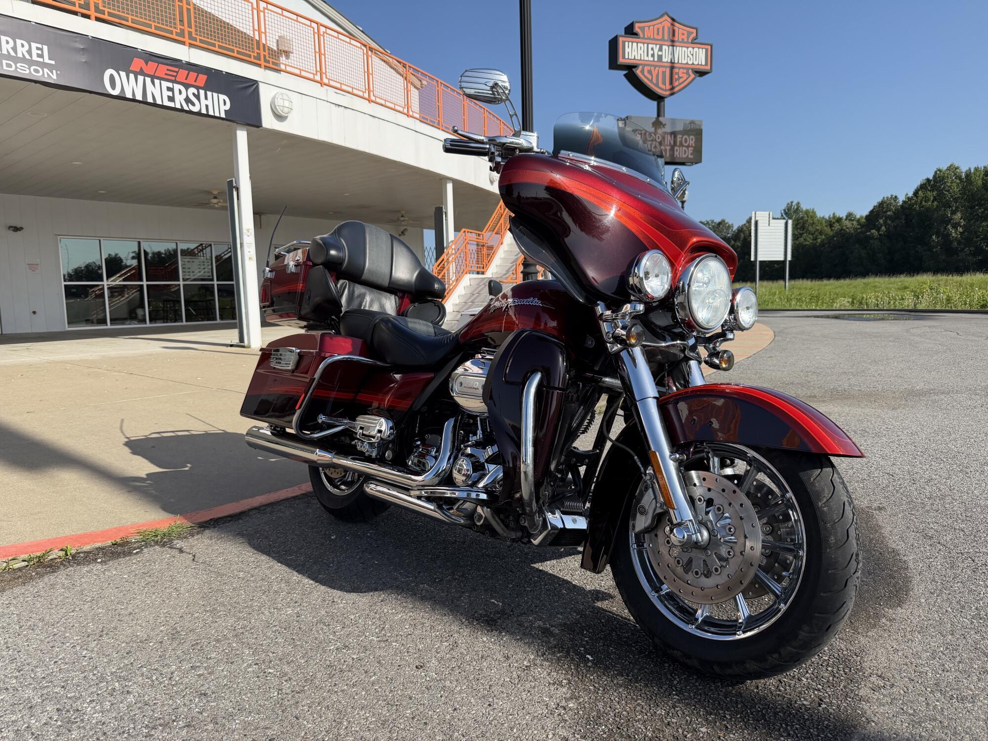 2009 Harley-Davidson CVO Ultra Classic Electra Glide CVO ULTRA CLASSIC in Lincoln, NE
