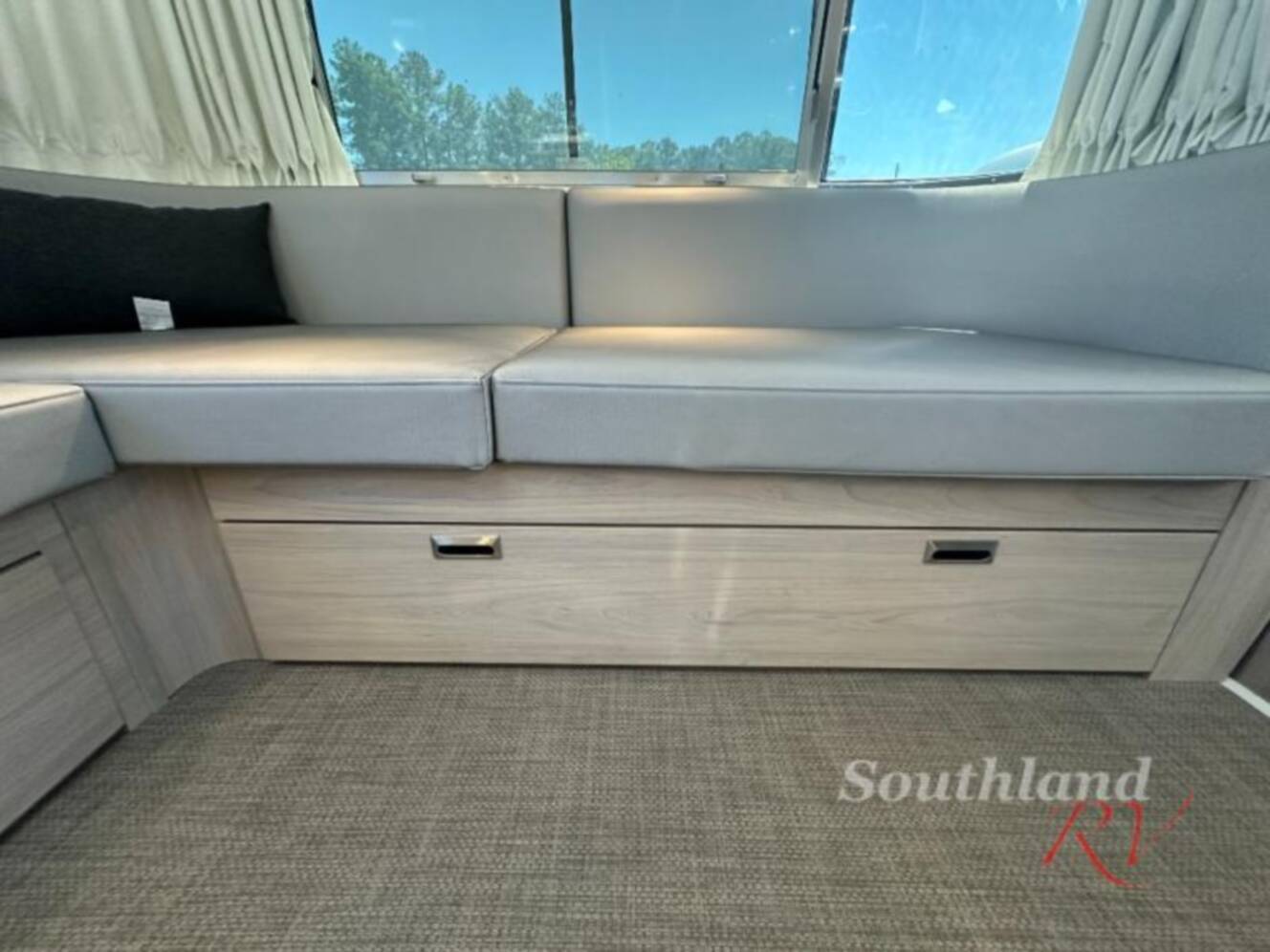 A photo of this 2026 Airstream Globetrotter 30RB Queen