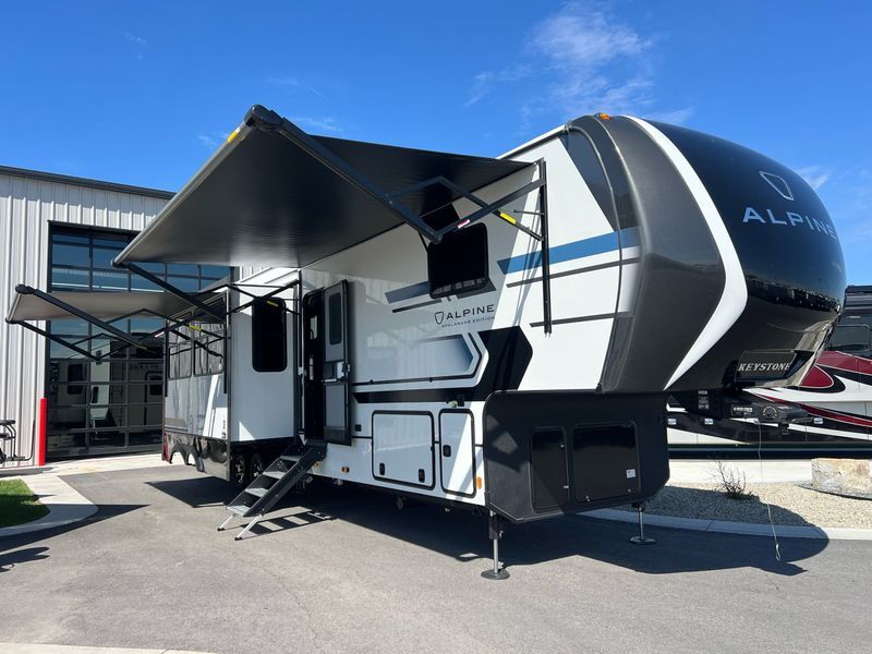 2026 Keystone Alpine Avalanche 390DS in billings MT