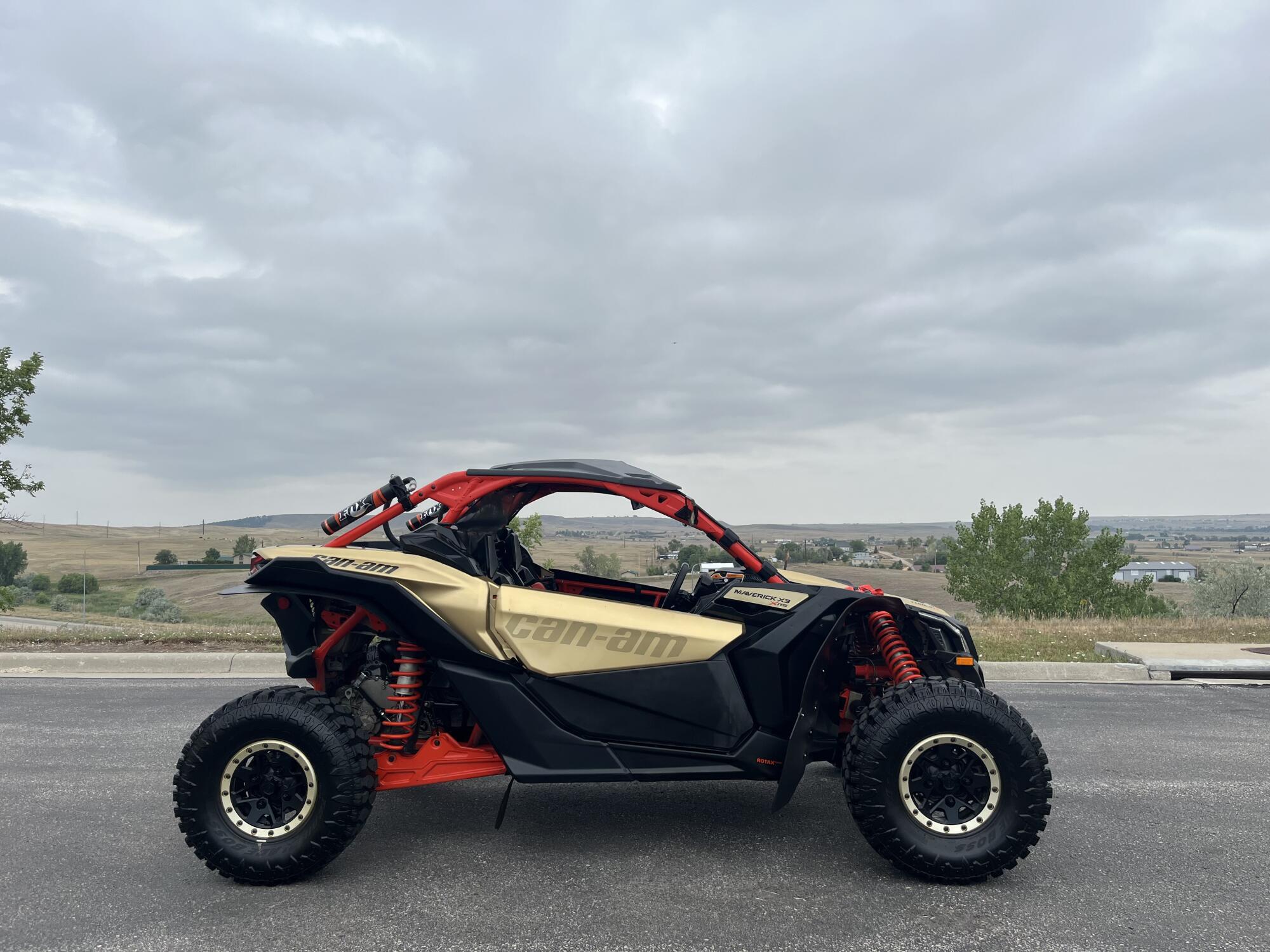 2017 Can-Am Maverick X3 X rs TURBO R Recreation / Sport ATV