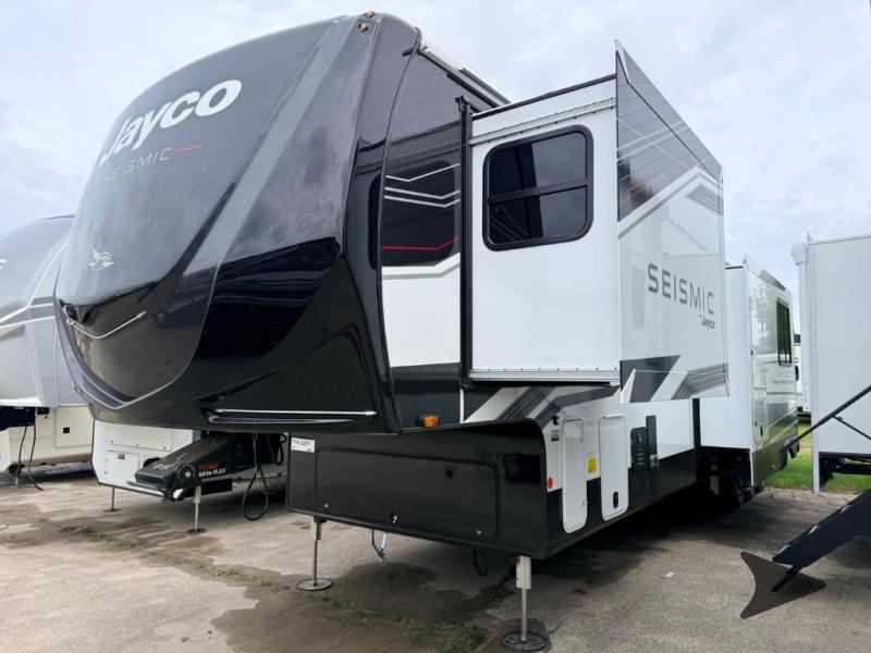 2026 Jayco Seismic 395 in traverse city MI