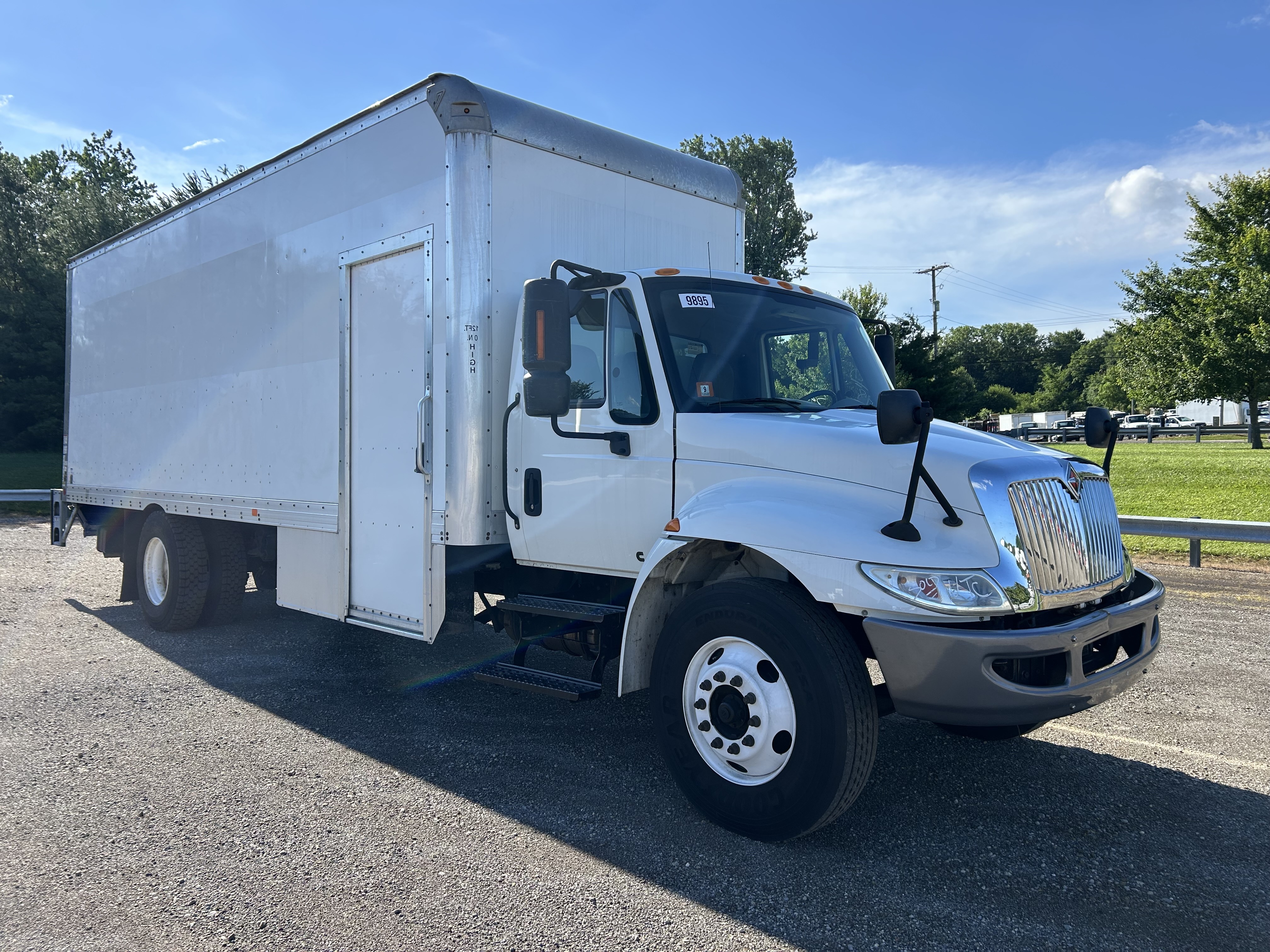 2019 INTERNATIONAL 4300 in Mount Vernon, OH