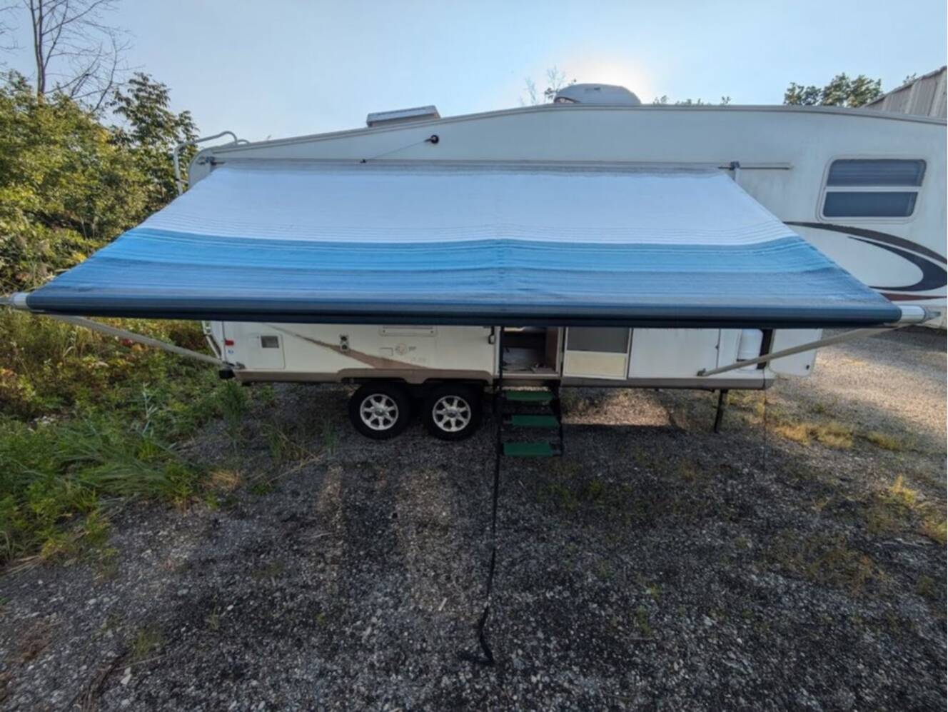 A photo of this 2006 Forest River Rockwood 8240SS
