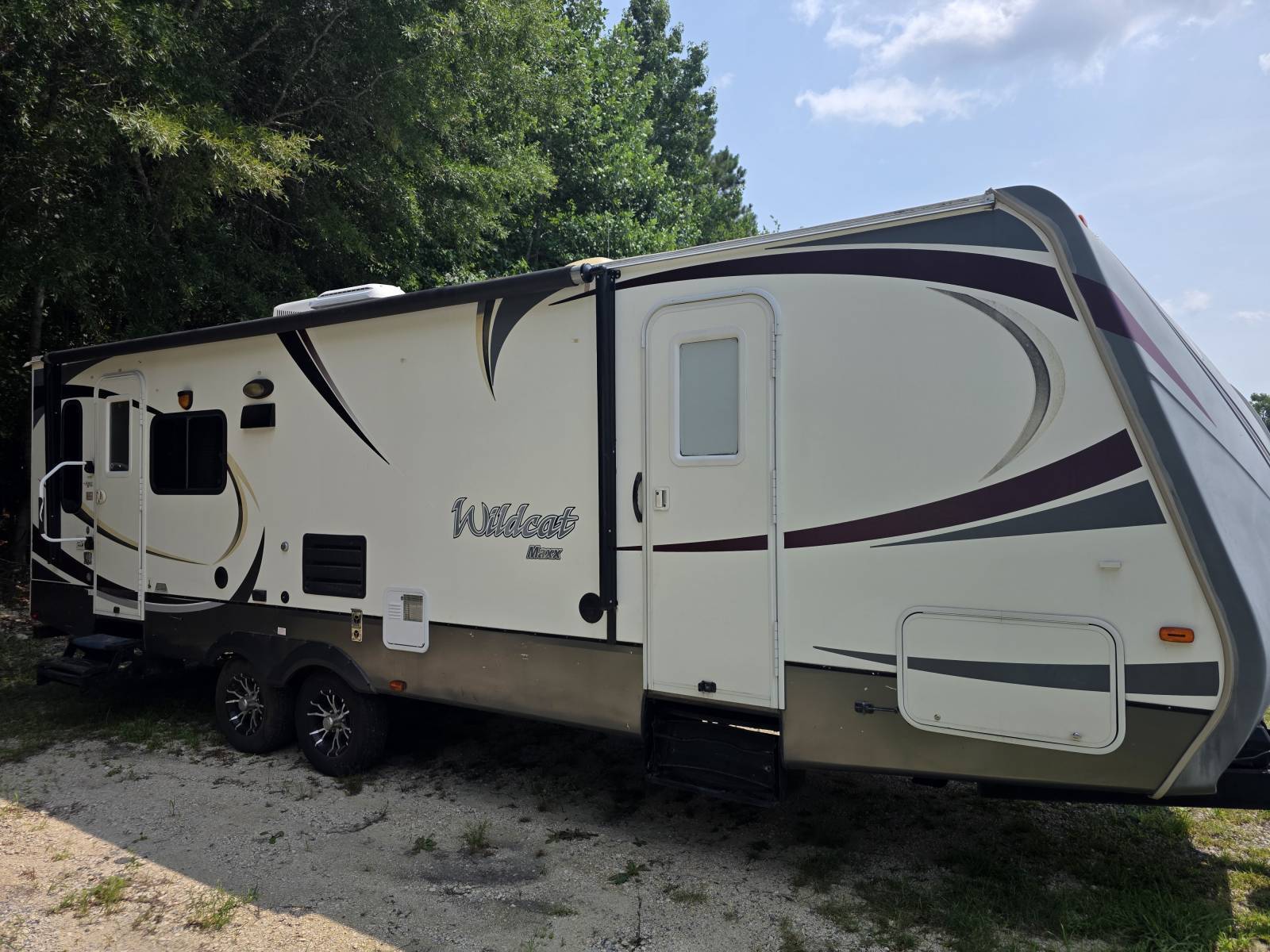 2014 Forest River Wildcat Maxx 27RLS in carrollton VA