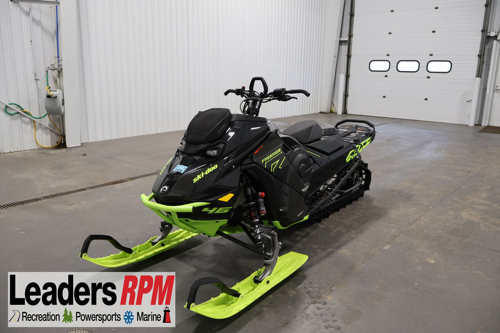 2025 Ski-Doo 850 TBO R Freeride Smart-Shox 10.25 Snowmobile snowmobile