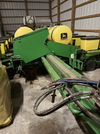 1999 John Deere 1770 in Kinsman, OH