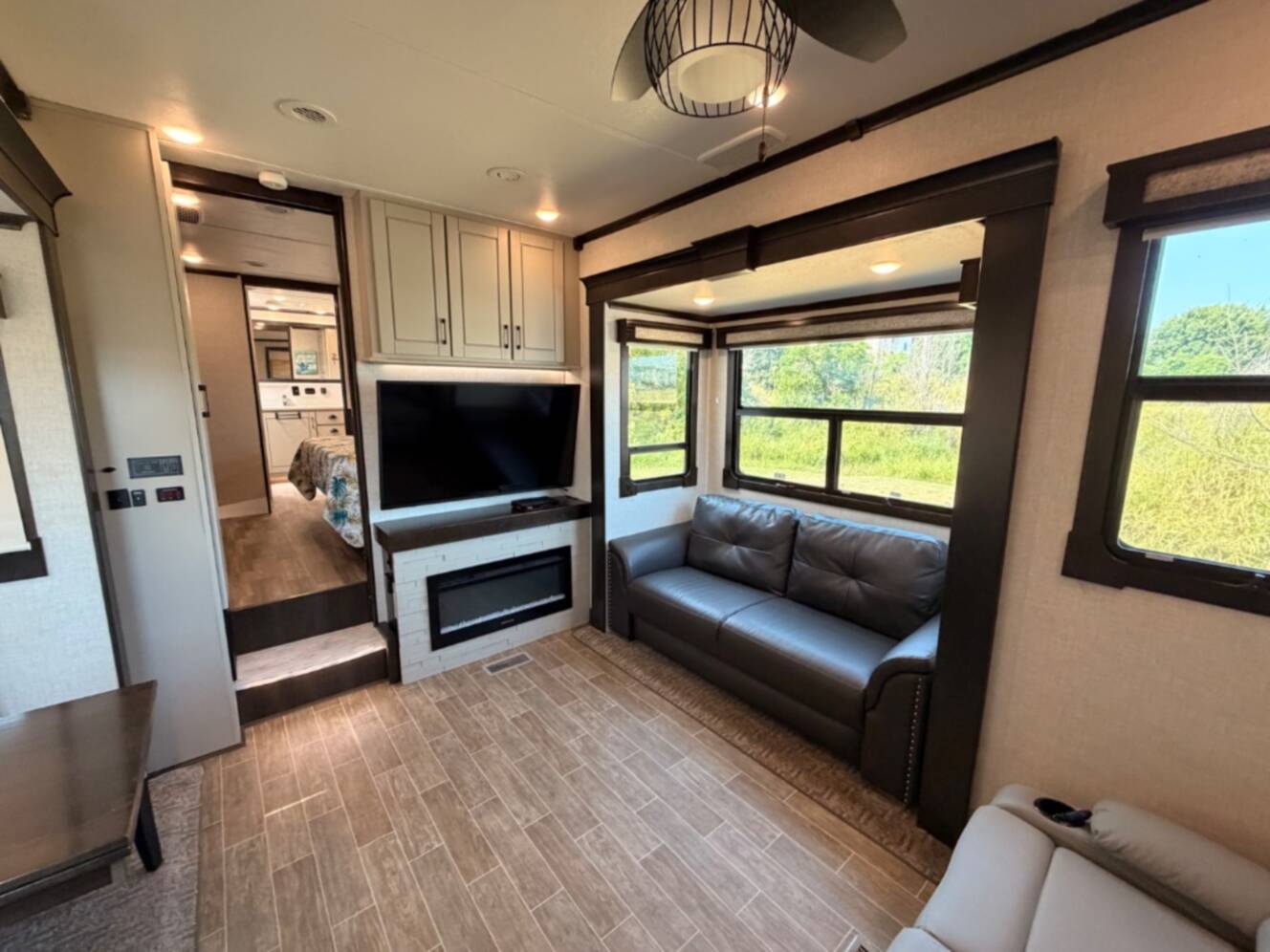 A photo of this 2020 Redwood Rv Redwood 3981FK