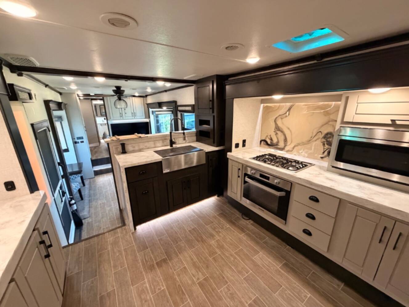 A photo of this 2020 Redwood Rv Redwood 3981FK