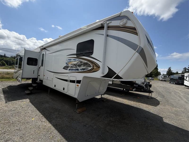 2014 Keystone Rv Montana 3582 RL in mount vernon WA