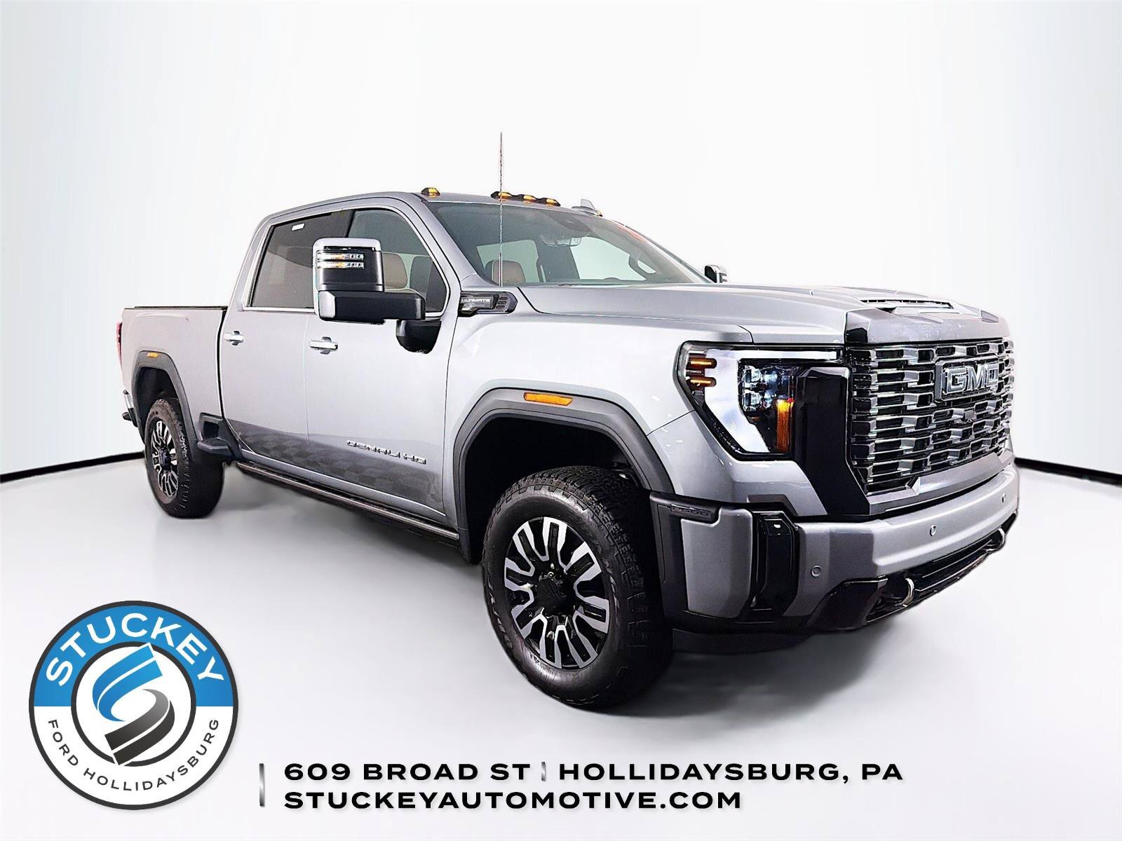 2024 GMC SIERRA in Hollidaysburg, PA