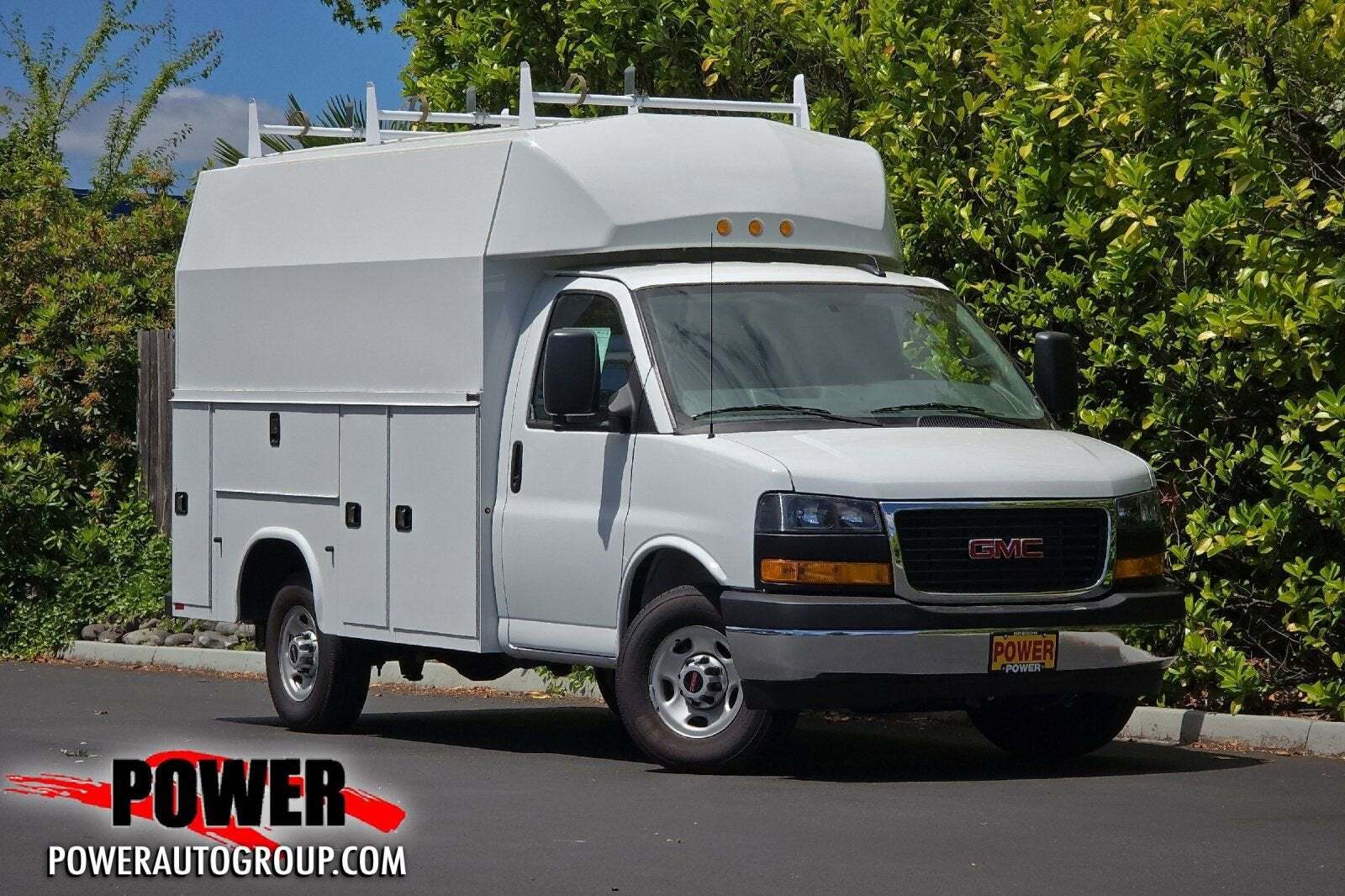 2025 GMC SAVANA in Sublimity, OR