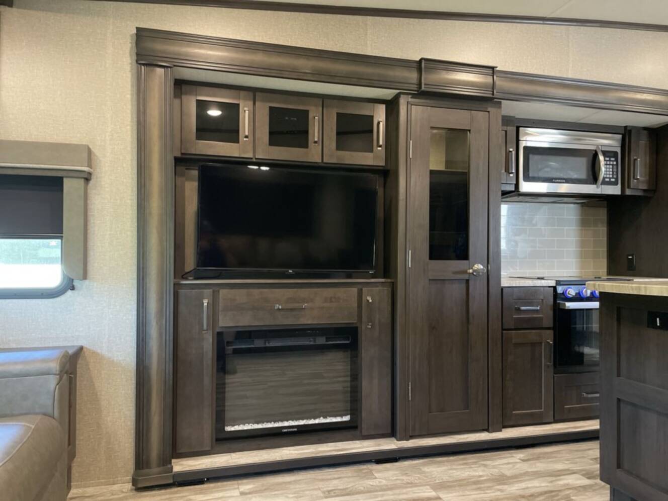 A photo of this 2022 Grand Design Reflection 150 Series 295RL