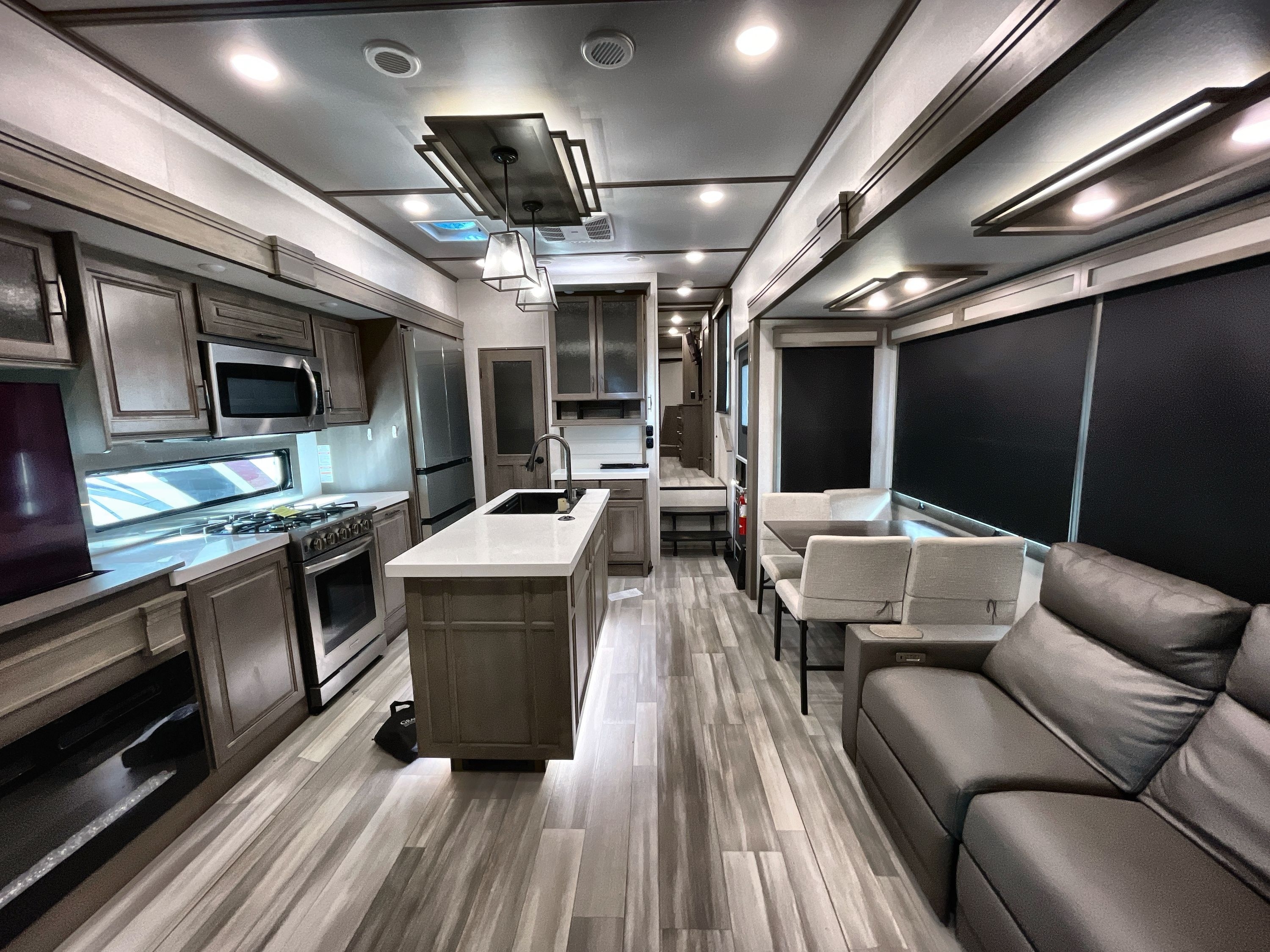 2024 Grand Design SOLITUDE 391DL in akron OH