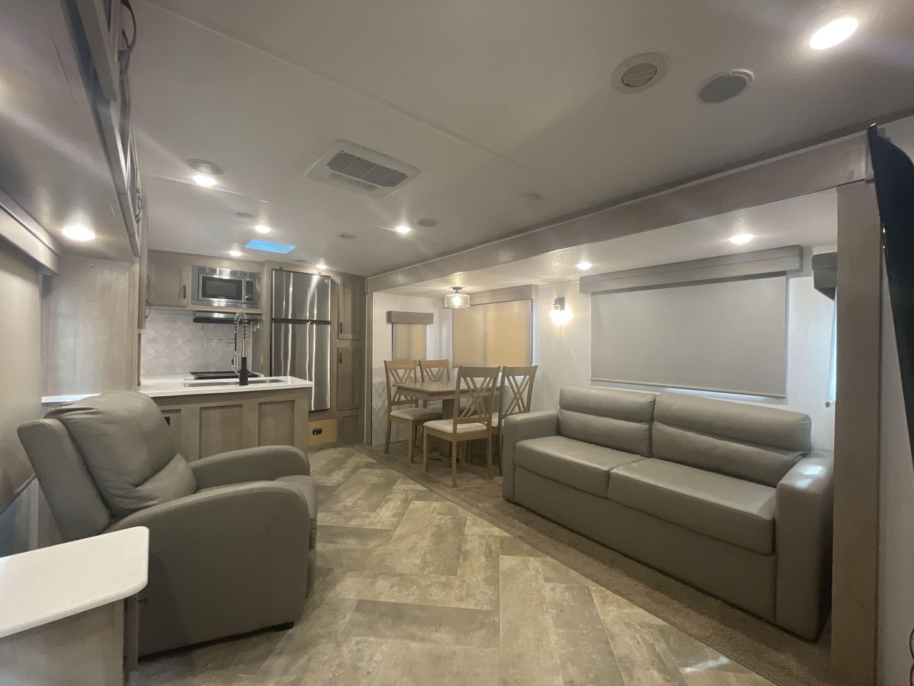 2023 Forest River SOLAIRE 304RKDS in spartanburg SC