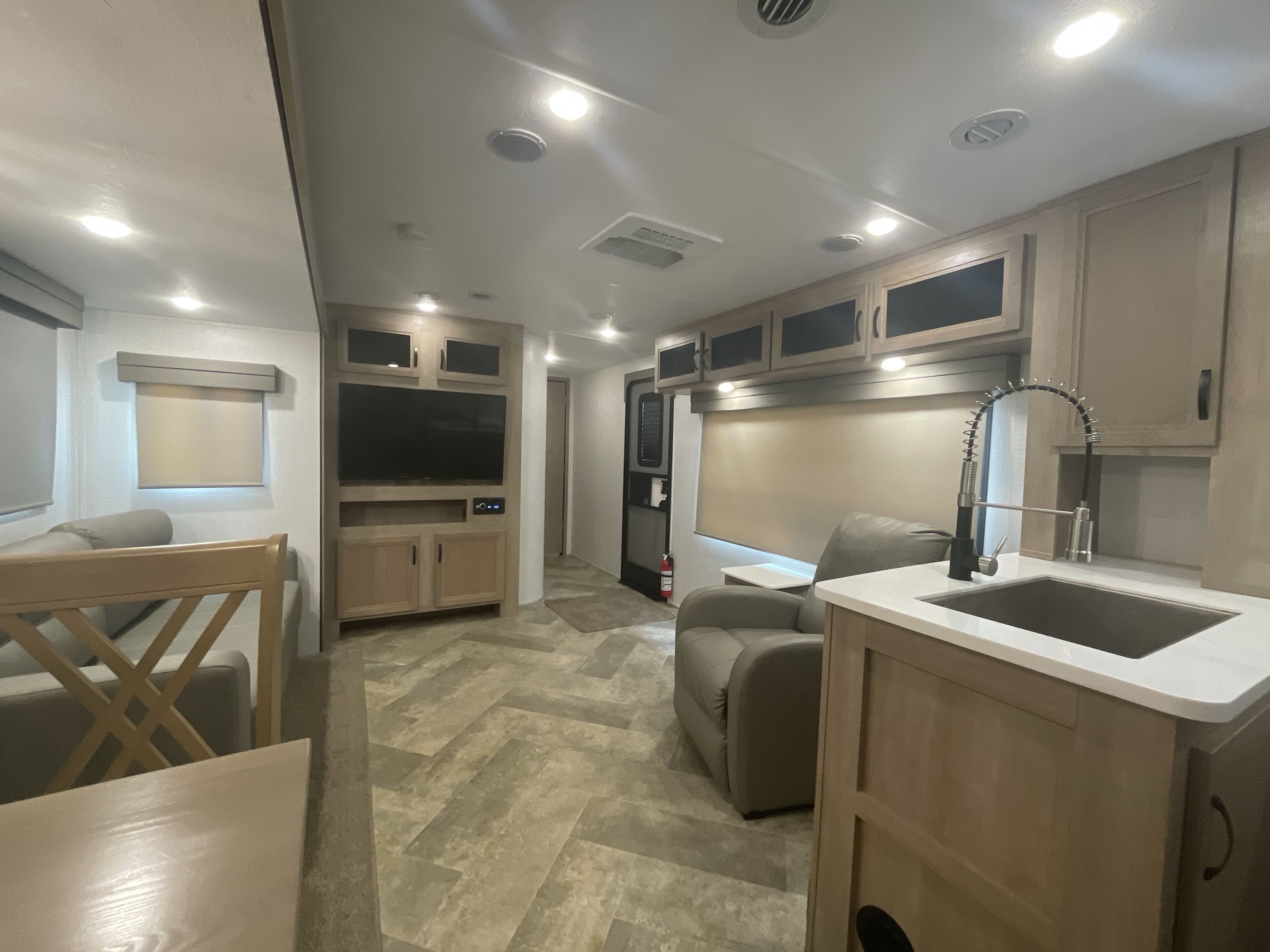2023 Forest River SOLAIRE 304RKDS in spartanburg SC