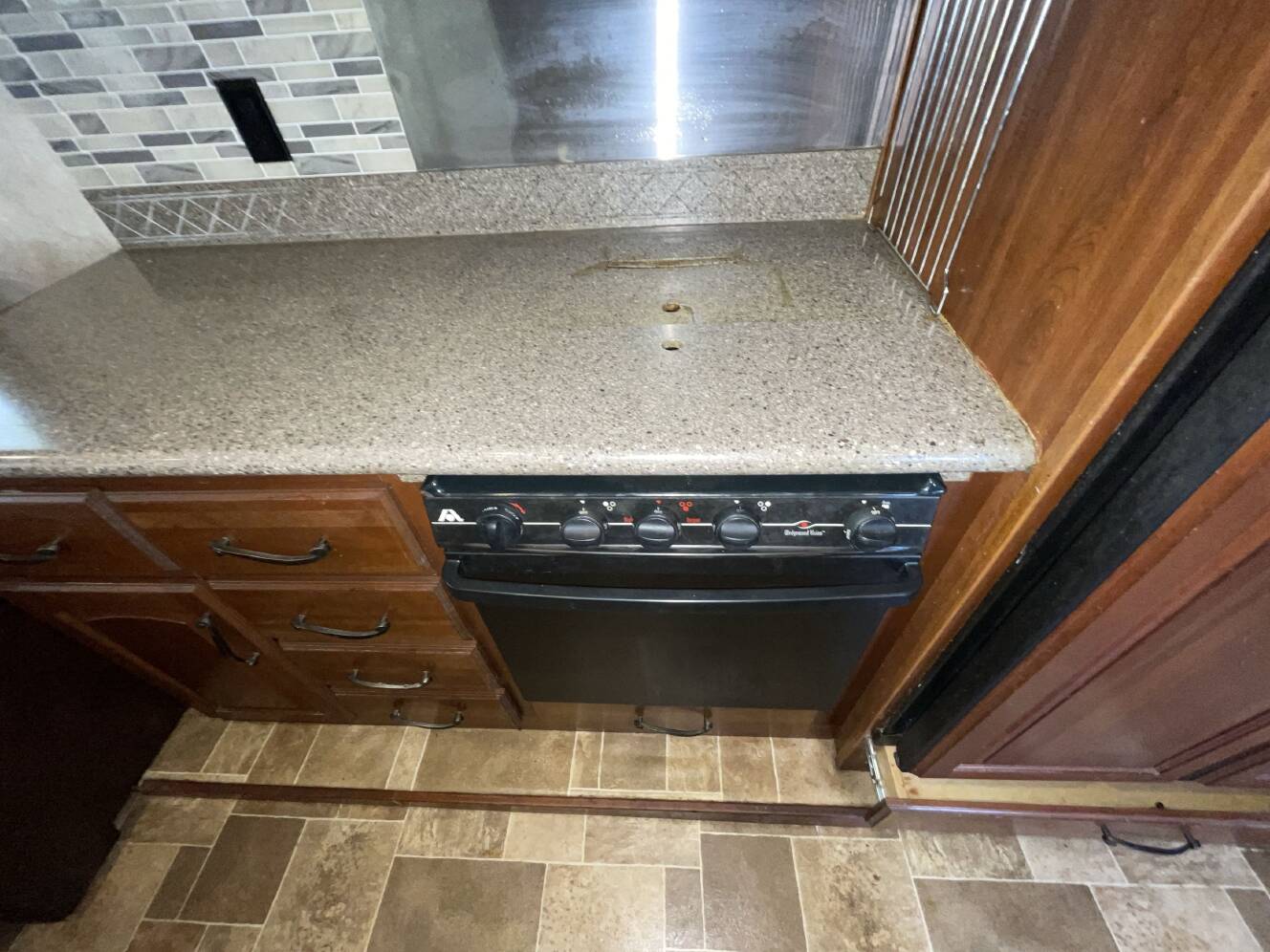 A photo of this 2014 Keystone MONTANA 3725RL