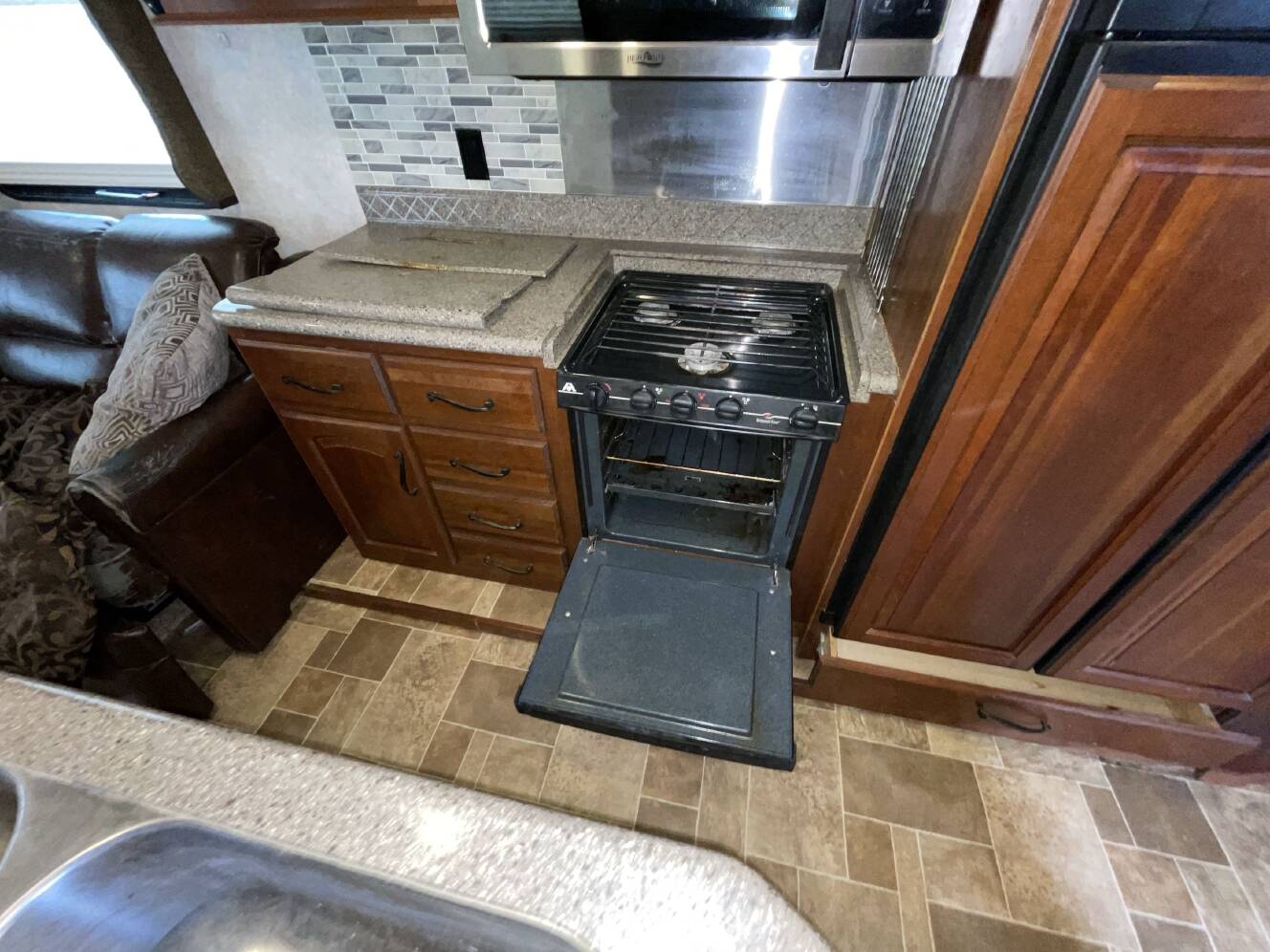 A photo of this 2014 Keystone MONTANA 3725RL