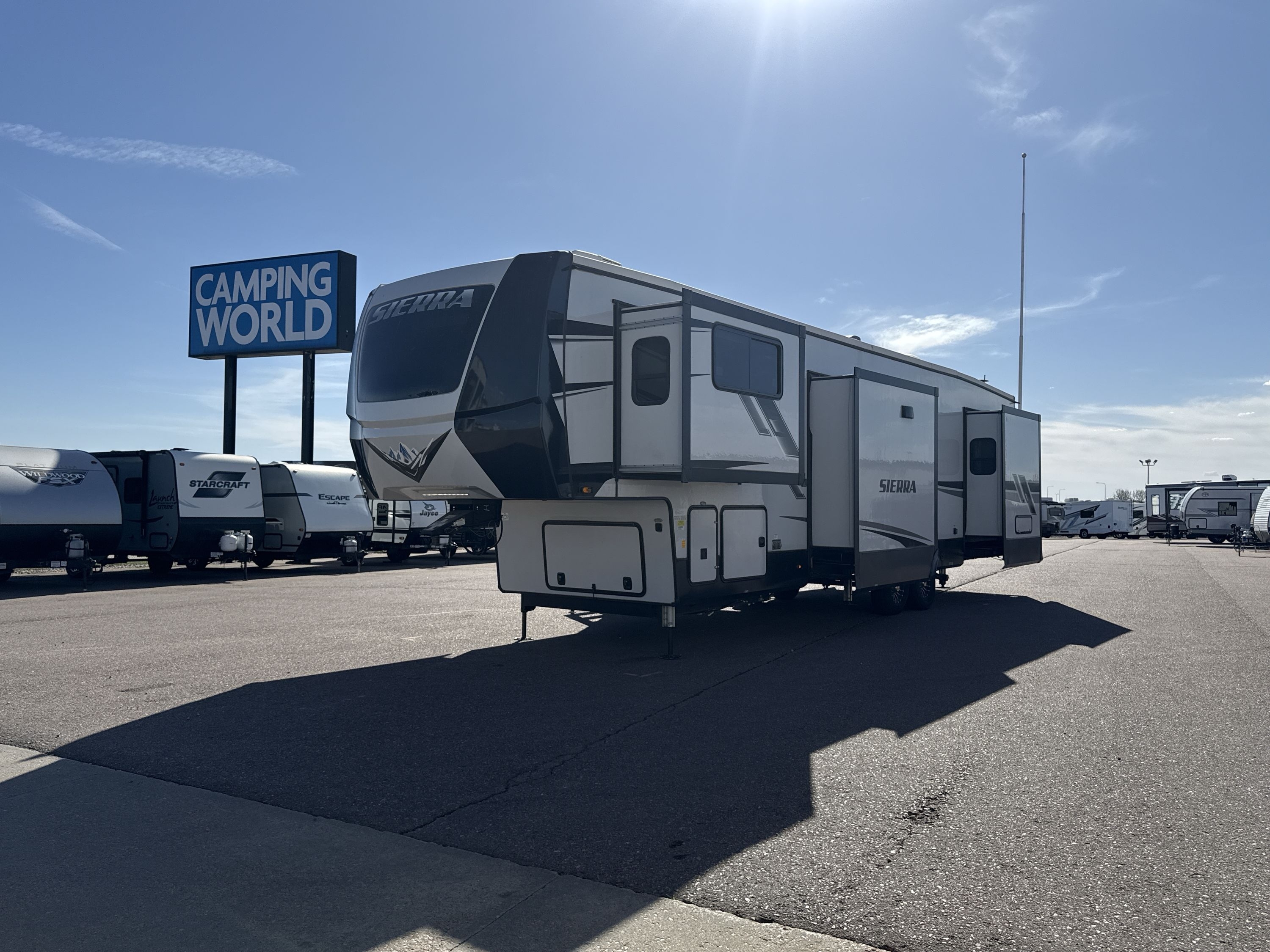 2022 Forest River SIERRA 379FLOK RV