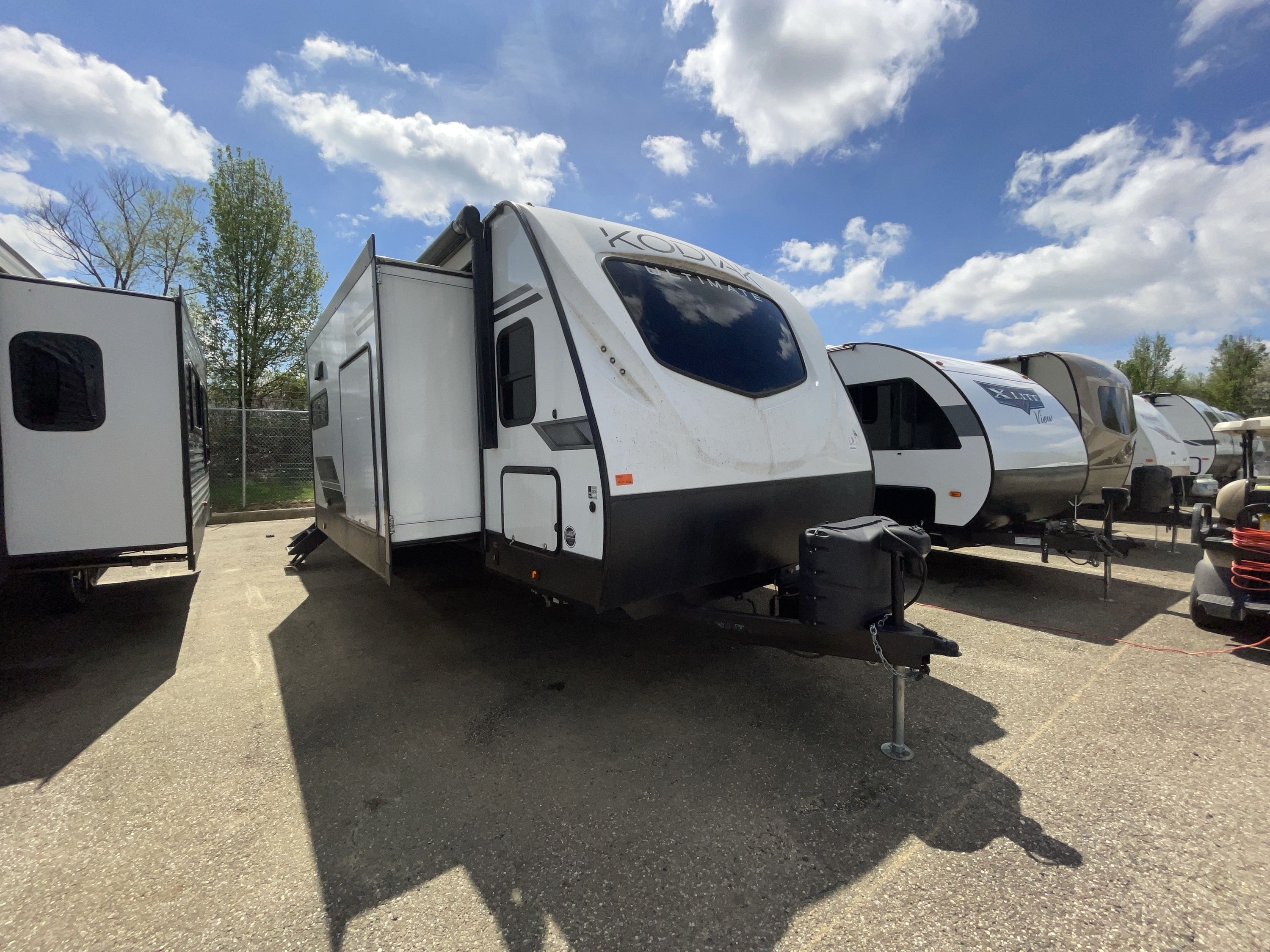 2022 Dutchmen KODIAK ULTIMATE 3371FLSL RV