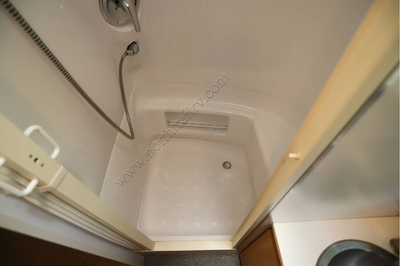 A photo of this 2009 Airstream Sport 17FD