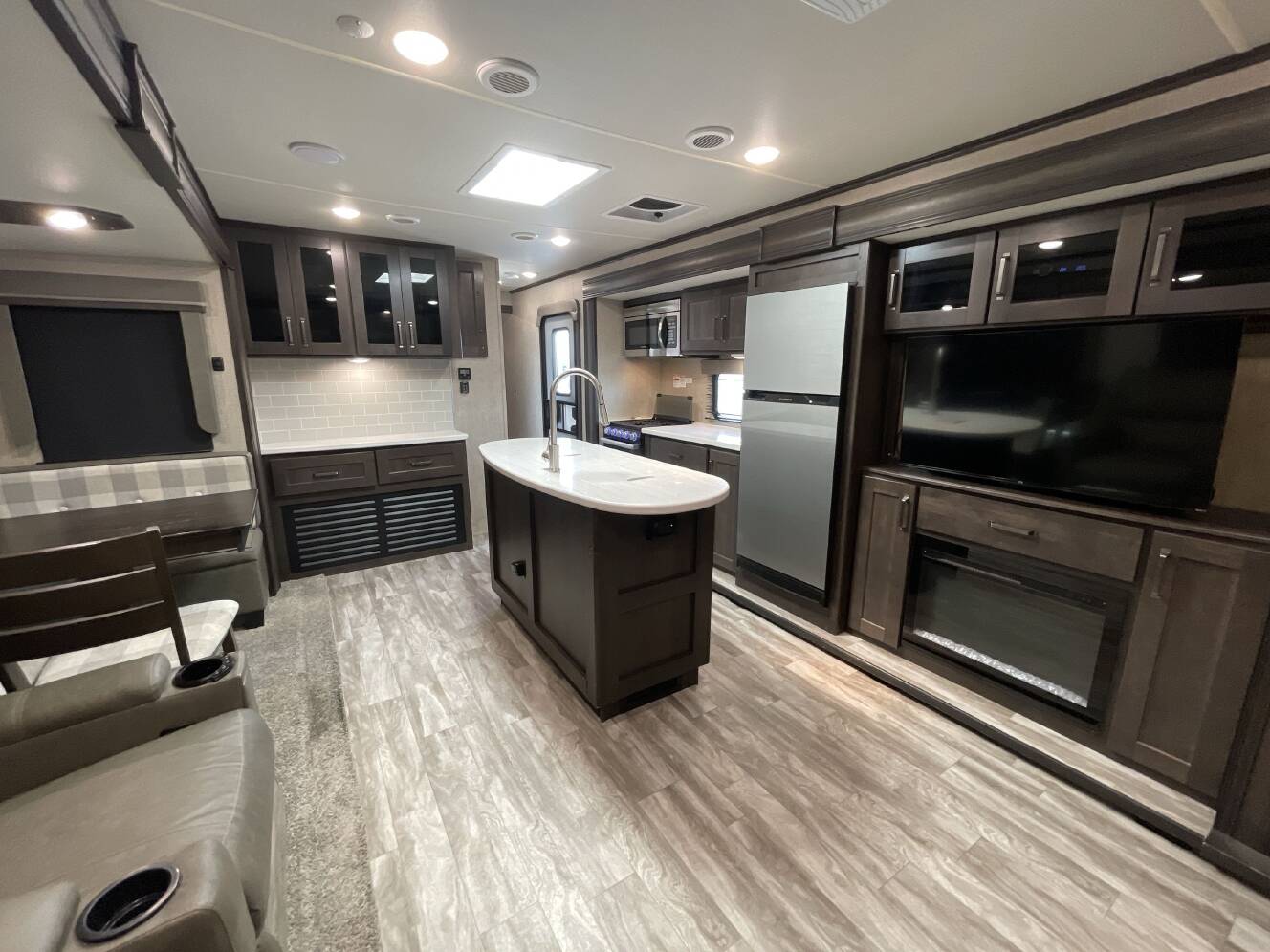 A photo of this 2023 Grand Design REFLECTION 297RSTS