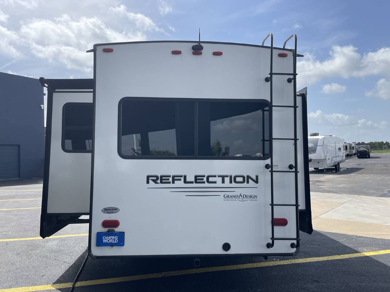 A photo of this 2023 Grand Design REFLECTION 297RSTS